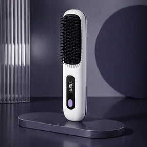 Monarch Wear | Brosse coiffante pour cheveux courts – VolumeLift™ - (STOCK LIMITÉ)